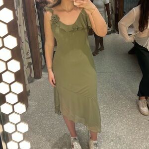 Aritzia green rose dress midi never worn